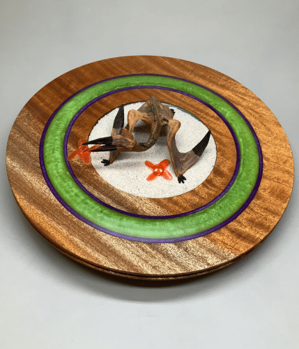 Platter with red rim and blue center