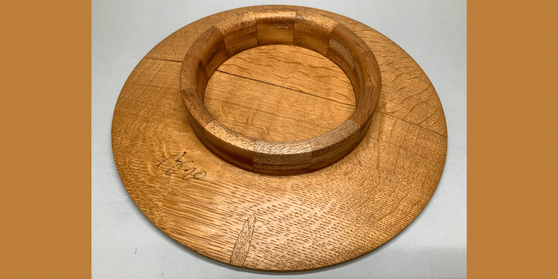 Bottom of platter with shell rim