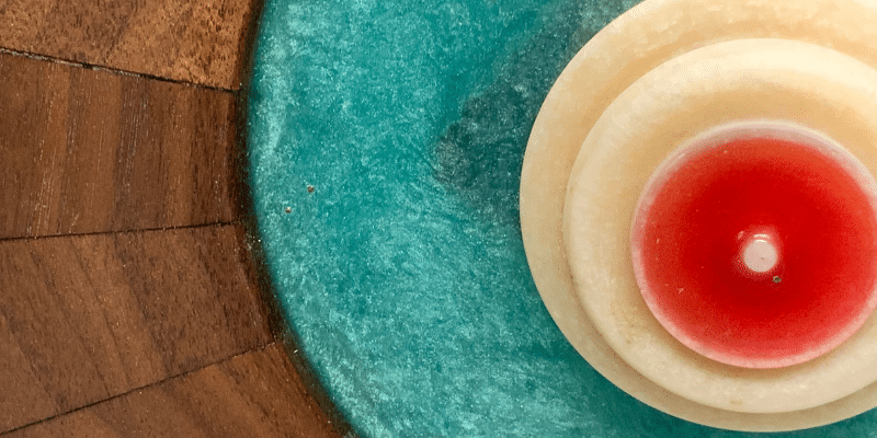 Detail of platter with shell rim